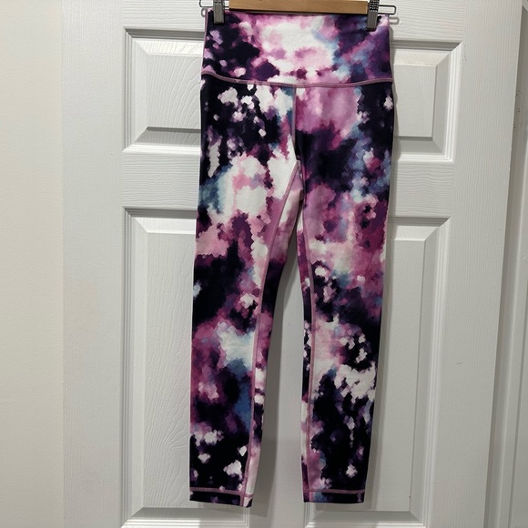 Lululemon High Times Pant in Blooming Pixie Multi size 6 - Picture 2 of 4